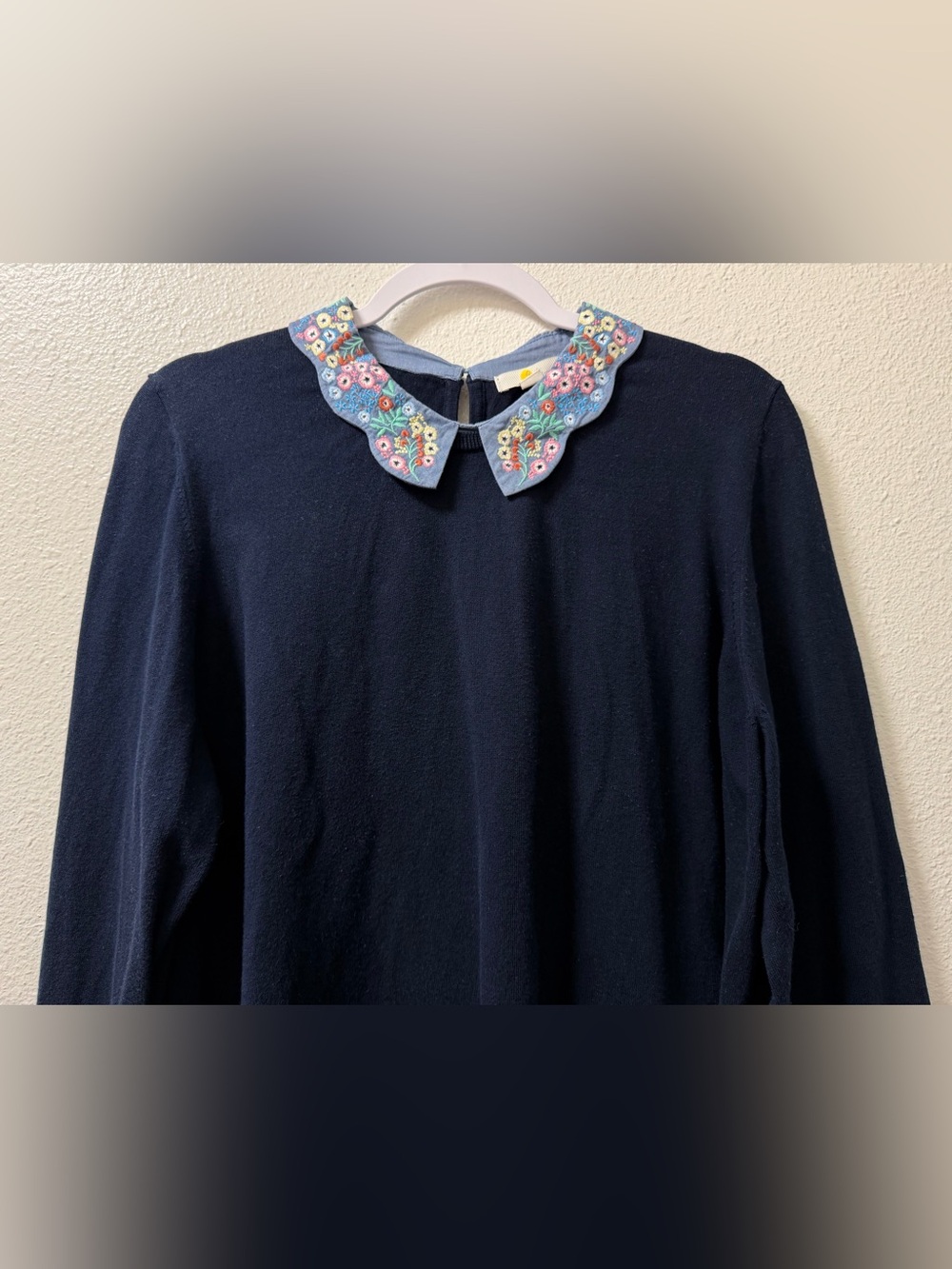 Boden Colette Sweater Floral Embroidered Scalloped Collar Stretch Blue Womens XL - Picture 3 of 9